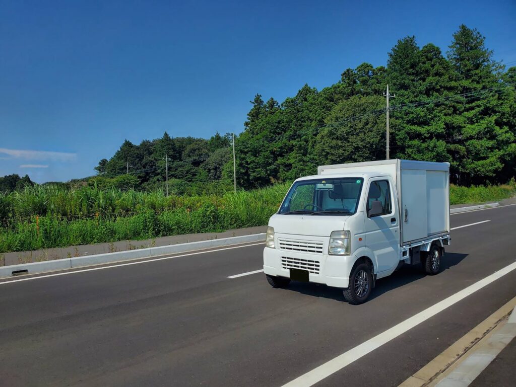 軽トラックの画像